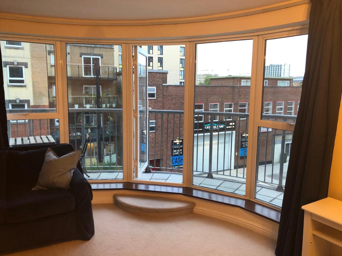 Honest City Centre Apartment 2 Southampton Exterior photo